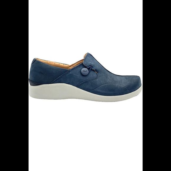 Clarks Unstructured Leather Slip On Shoes Un Loop 2 Walk Navy - Narrow - Picture 1 of 5